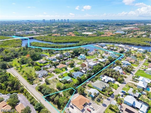 9101 Pennsylvania AVE, Bonita Springs, FL 34135