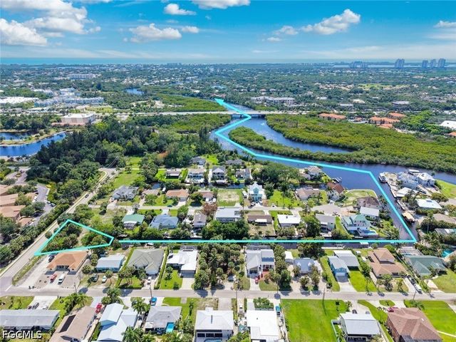 9101 Pennsylvania AVE, Bonita Springs, FL 34135