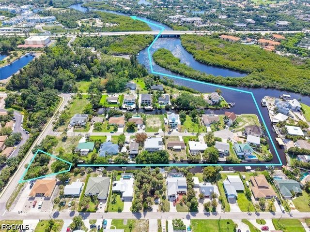 9101 Pennsylvania AVE, Bonita Springs, FL 34135