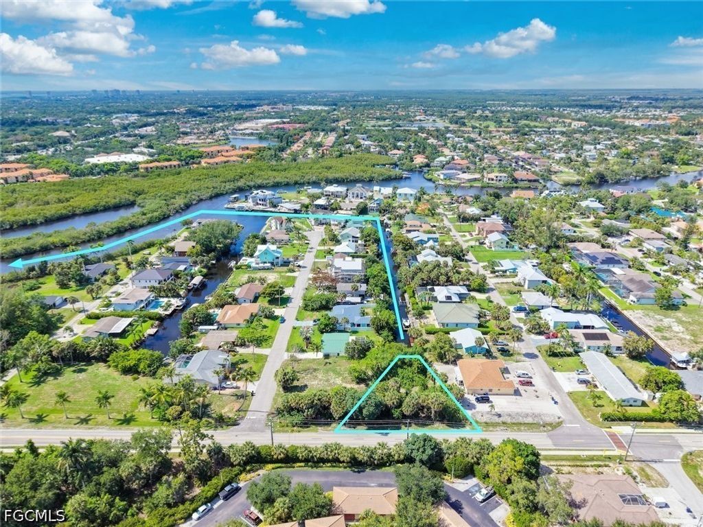 9101 Pennsylvania AVE, Bonita Springs, FL 34135