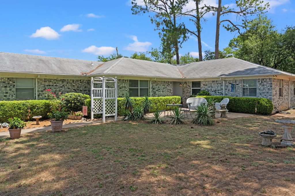 213 County Road 800a, Joshua, TX 76058