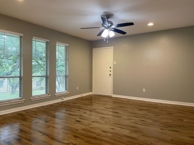 5838 Sandhurst Lane D, Dallas, TX 75206