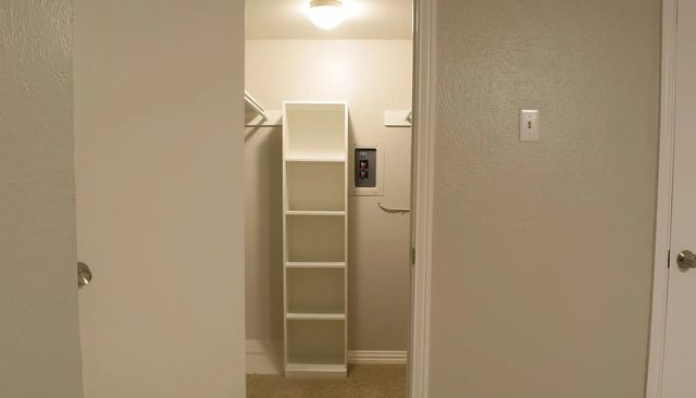 5838 Sandhurst Lane D, Dallas, TX 75206