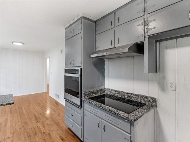 6663 Peacock Boulevard, Morrow, GA 30260