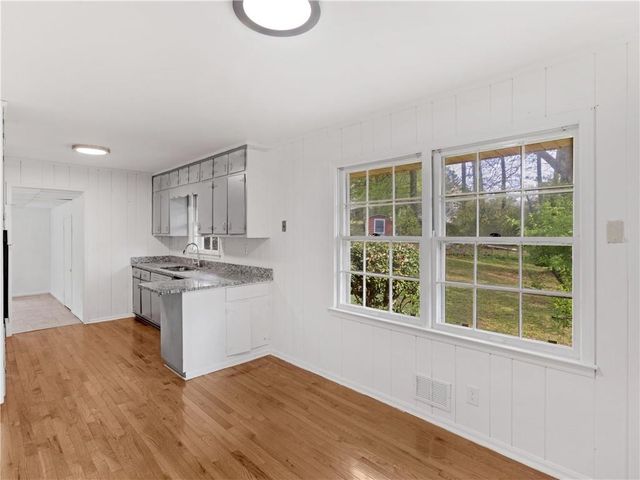 6663 Peacock Boulevard, Morrow, GA 30260
