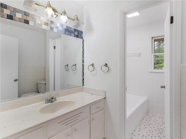 6663 Peacock Boulevard, Morrow, GA 30260