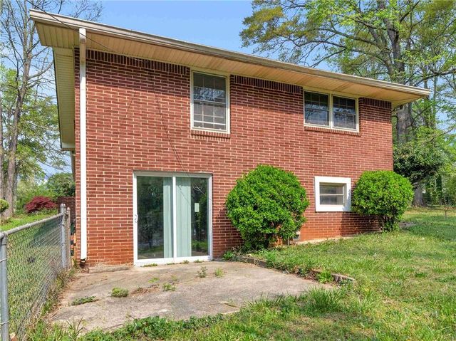 6663 Peacock Boulevard, Morrow, GA 30260