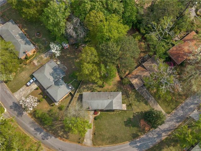 6663 Peacock Boulevard, Morrow, GA 30260