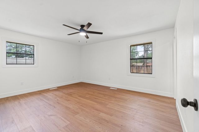1816 Westgate Dr, Heber Springs, AR 72543