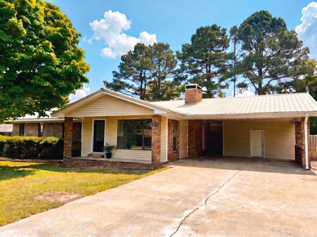 1816 Westgate Dr, Heber Springs, AR 72543