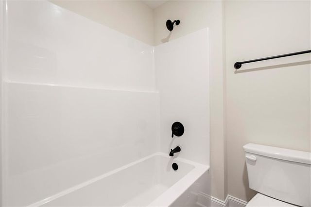 165 West Lake Boulevard, Carrollton, GA 30116