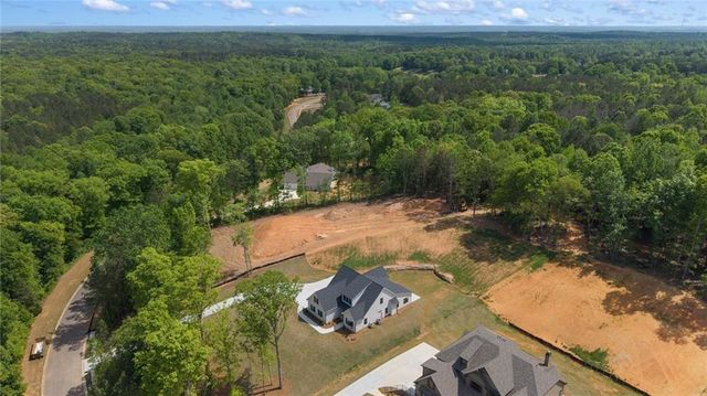 165 West Lake Boulevard, Carrollton, GA 30116