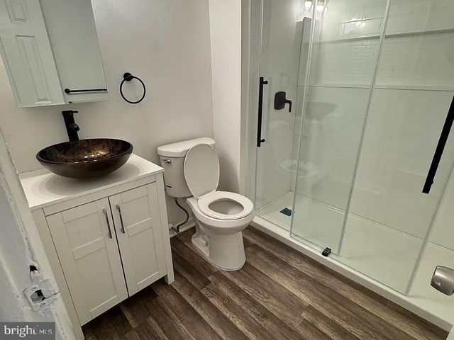 21 LENNOX CT, Sicklerville, NJ 08081