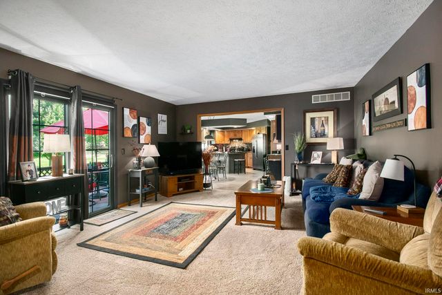 53233 Chelle Lane, Granger, IN 46530