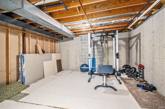 53233 Chelle Lane, Granger, IN 46530