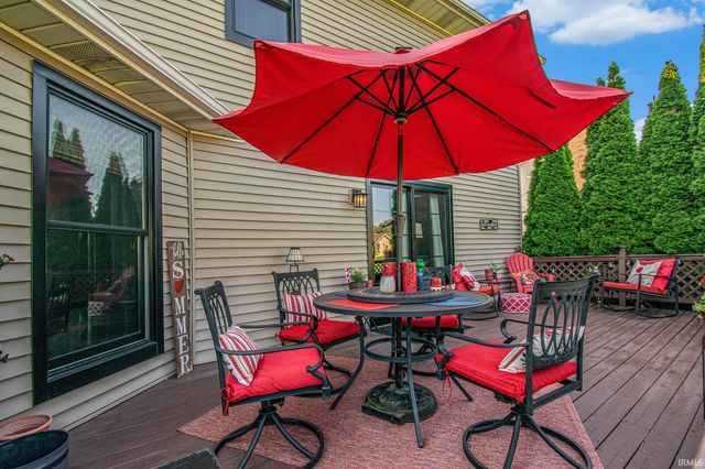 53233 Chelle Lane, Granger, IN 46530