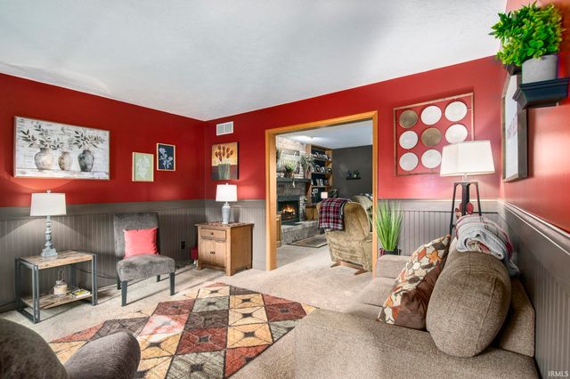 53233 Chelle Lane, Granger, IN 46530