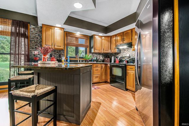 53233 Chelle Lane, Granger, IN 46530