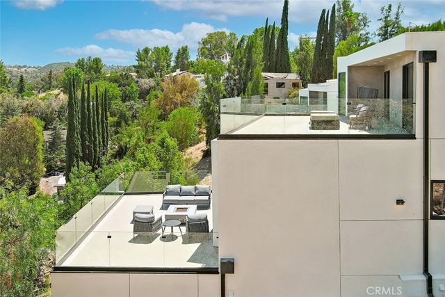 5134 Medina, Woodland Hills, CA 91364