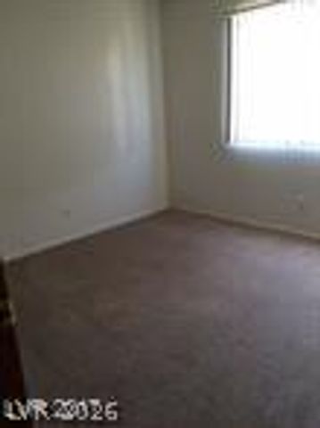 1871 COSMIC Drive, Las Vegas, NV 89115