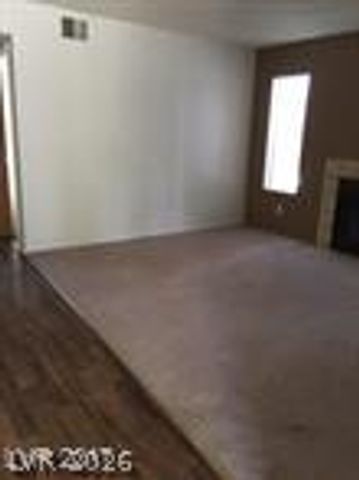 1871 COSMIC Drive, Las Vegas, NV 89115