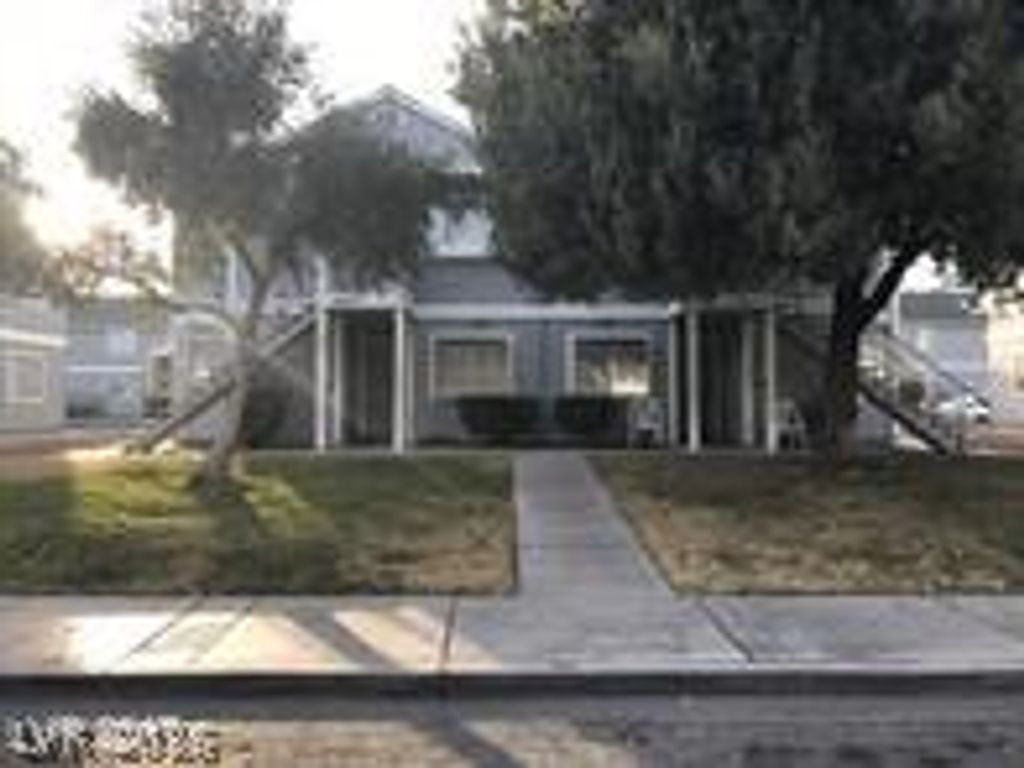 1871 COSMIC Drive, Las Vegas, NV 89115