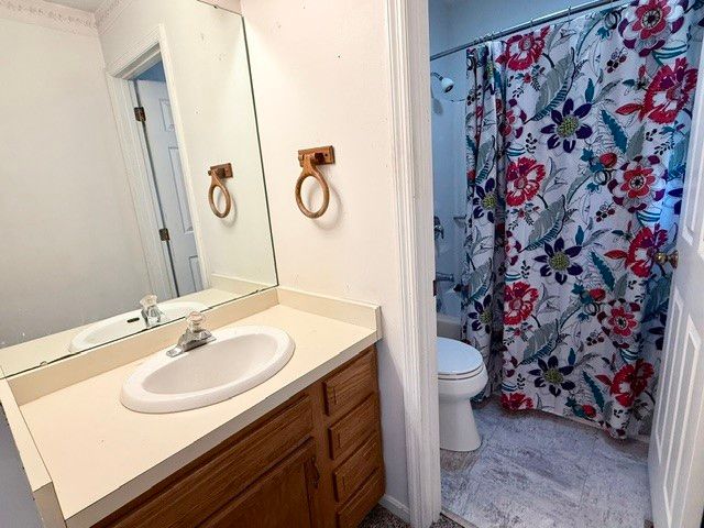 877 Trails End Drive, Liberty Twp, OH 45050
