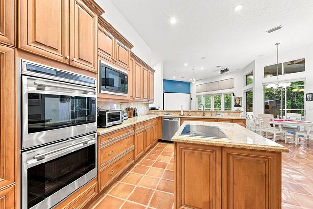 1960 HARTFORD Way, Coral Springs, FL 33071