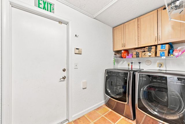 1960 HARTFORD Way, Coral Springs, FL 33071