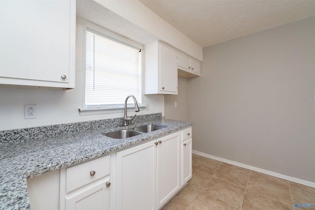 13728 Dart Circle, Athens, AL 35611