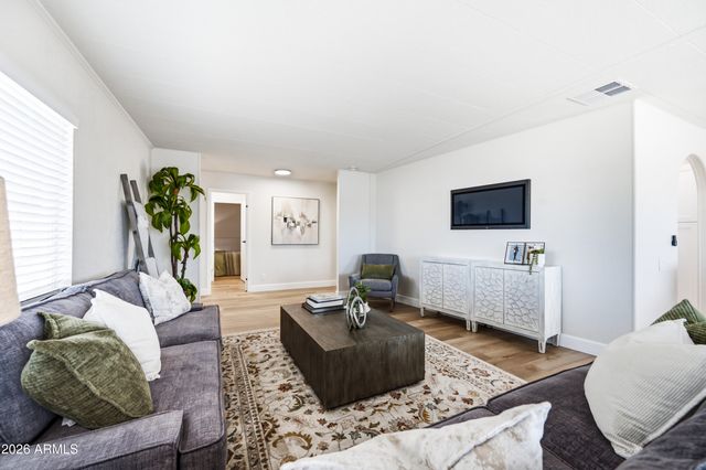 7442 E BOSAGA Way, Mesa, AZ 85208