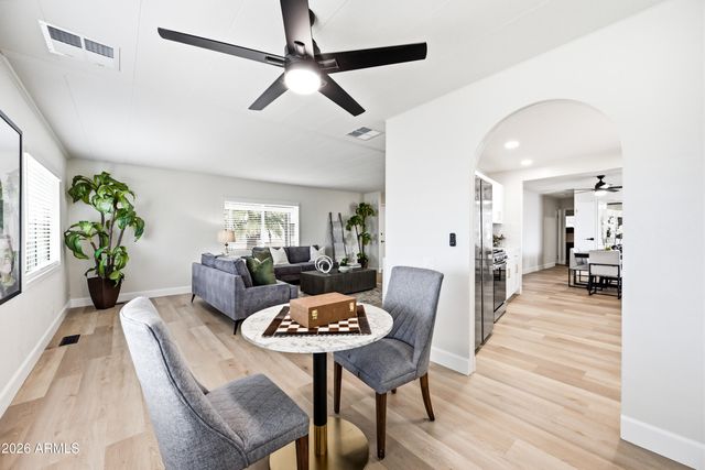 7442 E BOSAGA Way, Mesa, AZ 85208