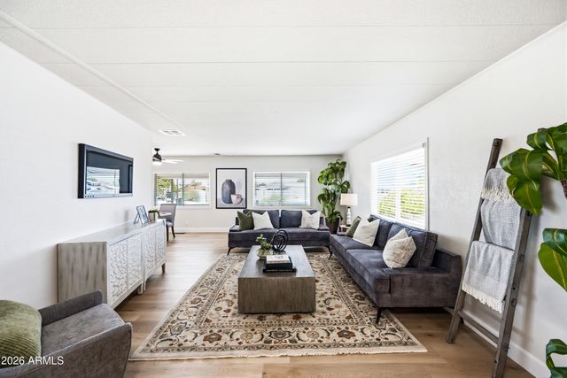 7442 E BOSAGA Way, Mesa, AZ 85208