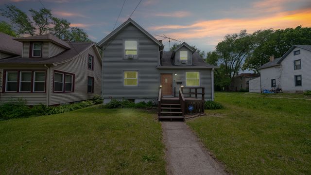 1127 Crosby Street, Rockford, IL 61107
