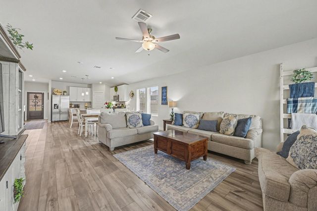 5842 Wayne Way, Rosenberg, TX 77471