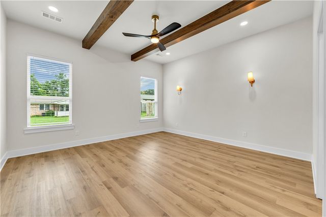 2702 Cortney Circle, Siloam Springs, AR 72761