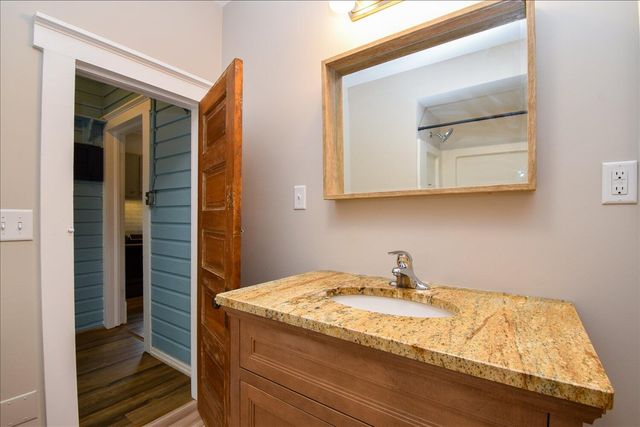 2249 Garden City BLVD, Roanoke, VA 24014