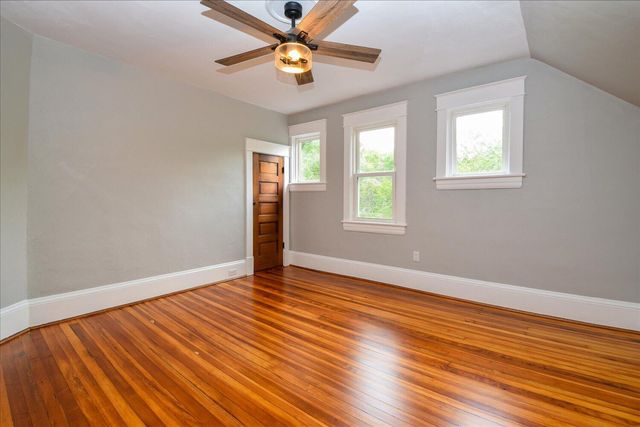 2249 Garden City BLVD, Roanoke, VA 24014