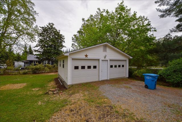 2249 Garden City BLVD, Roanoke, VA 24014