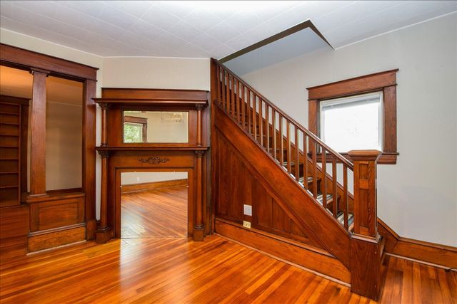 2249 Garden City BLVD, Roanoke, VA 24014