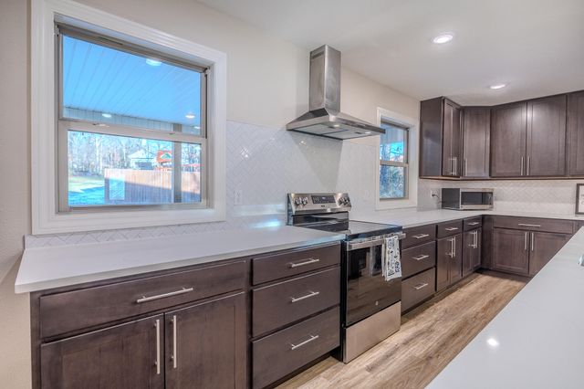 1560 Lacy Spring Drive, Marshfield, MO 65706