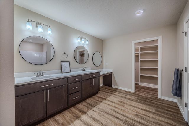 1560 Lacy Spring Drive, Marshfield, MO 65706