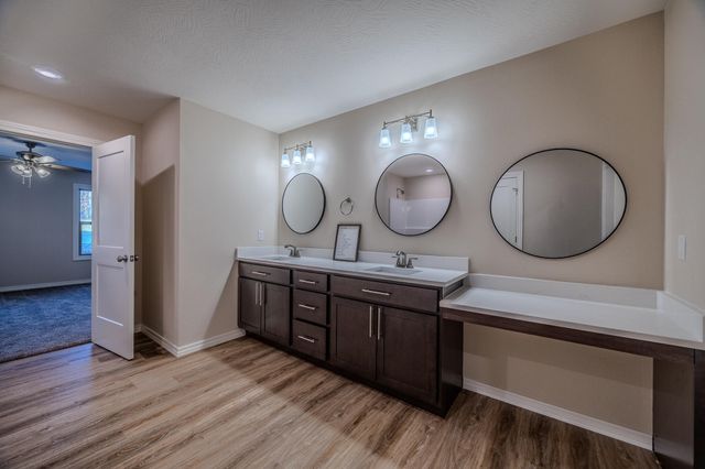 1560 Lacy Spring Drive, Marshfield, MO 65706