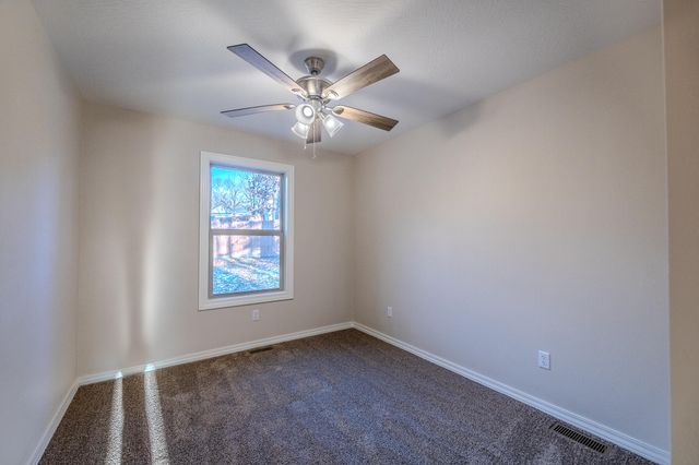 1560 Lacy Spring Drive, Marshfield, MO 65706