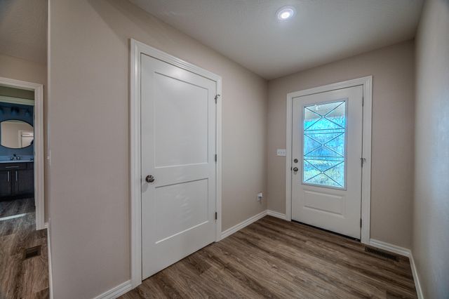 1560 Lacy Spring Drive, Marshfield, MO 65706