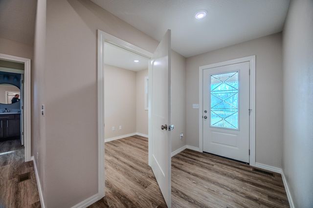 1560 Lacy Spring Drive, Marshfield, MO 65706