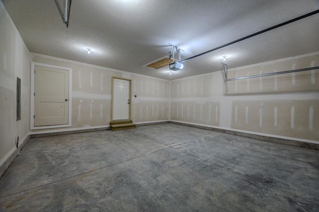 1560 Lacy Spring Drive, Marshfield, MO 65706