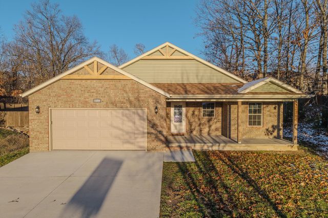 1560 Lacy Spring Drive, Marshfield, MO 65706