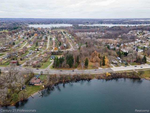 LOT 1 W Walton, Waterford, MI 48329