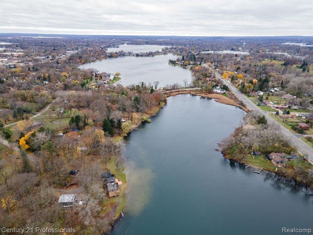 LOT 1 W Walton, Waterford, MI 48329